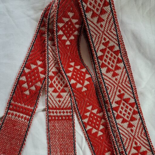 Cropped Tori Kirivoo